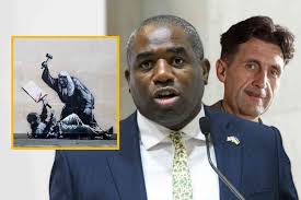 We have two gator-wrangling videos out of Florida this week and it isn't  even Wednesday yet