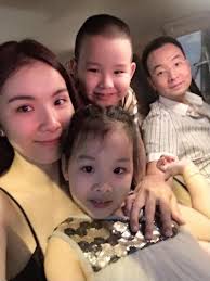 Ngôi sao sinh năm 1982 góp mặt trong nhiều dự án phim, cả nhưng vai diễn đưa cô đến với khán giả lại là kiều diễm trong kiều nữ và đại gia, phát hành năm 2008. Bá»™ 3 Kiá»u Ná»¯ Va Ä'áº¡i Gia Sau 12 NÄƒm Ngá»c Lan Ly Nha Ká»³ Cung Chung Cáº£nh Ngá»™ NgÆ°á»i Con Láº¡i á»Ÿ áº©n Suá»'t 10 NÄƒm Sau Khi CÆ°á»›i Tiáº¿n SÄ©