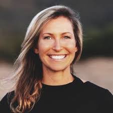 Emma Goethe's Instagram, Twitter & Facebook