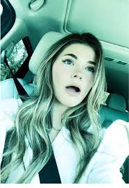 Kait (@kaitlynwalshhh)