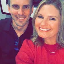 Meghan Downing (FloradoraFlint)