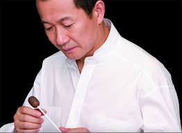 Tan Dun leads Concertgebouw Orchestra in world premiere of 'Requiem for  Nature'