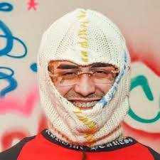 Elias Andrews's Instagram, Twitter & Facebook