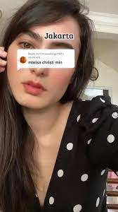 Marissa Compton's Instagram, Twitter & Facebook