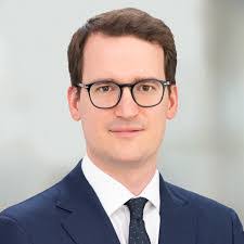 Joshua Mudge's Instagram, Twitter & Facebook