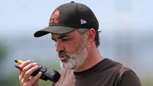 Dillon Gabriel 'Good Bet' to Start Cleveland Browns' Preseason Game With  Shedeur Sanders Injury