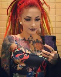 The survivor series continues with Leni DiMancari Leni is currently paying  with A Rising Force who just got done doing a concert at the Buck Concert  Series w/ Vince Neil and Back