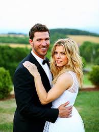 Kimberly Perry Official Wedding Photo With J P Arencibia Country Girl Problems The Band Perry Kimberly