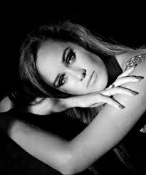 FEATURED PHOTOGRAPHER: Alexis Olson