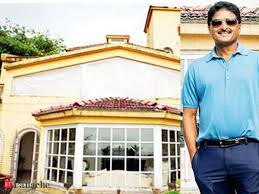 Meet Shashi Shetty The Billionaire Who Bought Rajesh Khanna S Rs 85 Crore Bungalow The Economic Times He one of the most demanded and loved actors in the tinsel town during the 90's. rs 85 crore bungalow