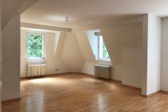 Immobilieneigentümer profitieren in der bayerischen hauptstadt zwar von der hohen nachfrage nach objekten jeder art, sollten bei ihrer vermietung jedoch professionell vorgehen. Miete Privat Objekt Typ Augusta Immobilien Baden Baden