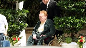 For the remainder of that year, flynt starred in three comedies, including his most. Larry Flynt Umstrittener Porno Verleger Mit 78 Jahren Gestorben Stern De