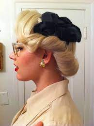 A Perfectly Lovely Vintage Updo Retro Hairstyle Vintage Hairstyles 1940s Hair Inspiration Vintage Hairstyles 1940s Hairstyles Retro Hairstyles