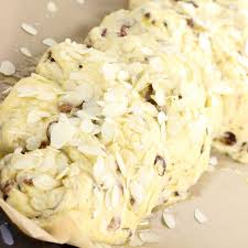 Der Beste Hefezopf Mit Rosinen Der Welt Innenaussen Bester Hefezopf Hefezopf Backen Hefezopf
