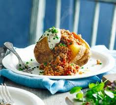Chilli Con Carne Jackets Recipe Chilli Con Carne Chilli Con Bbc Good Food Recipes