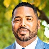 Jay Doda's Instagram, Twitter & Facebook