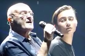 Exact dezelfde opzet, maar hier in montreux wat. Phil Collins Adds 2019 Tour Dates Best Classic Bands