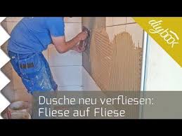 Fliese Auf Fliese Verlegen Das Verfliesen Einer Dusche Anleitung Diybook De Fliesen Fliesen Kleben Fliesen Verputzen