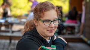 Emily Sandefur's Instagram, Twitter & Facebook