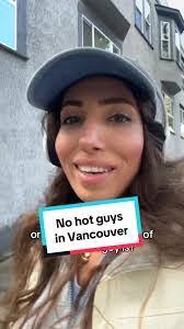 Jamie Gammons's Instagram, Twitter & Facebook