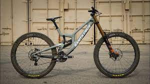Alongside the v10 27.5 and the new reserve dh wheels. All New 2019 Santa Cruz V10 29er Youtube