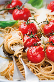 Vollkornspaghetti Mit Tomaten Und Parmesan Rezept Vollkornspaghetti Rezepte Lebensmittel Essen