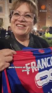 🥹 La hincha de San Lorenzo que acercaba al papa Francisco a su club 🔵🔴