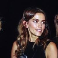 Lucinda Lyons's Instagram, Twitter & Facebook