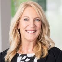 Carol Keeling's Instagram, Twitter & Facebook