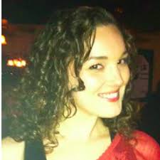 Holly Carson (@HollyCYoga)