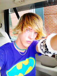 Logan Causey's Instagram, Twitter & Facebook