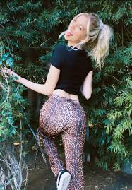 The discussion will thoroughly include her boyfriend, age, height, body, career, net worth, and more. Jackie R Jacobson Style Clothes Outfits And Fashion Celebmafia
