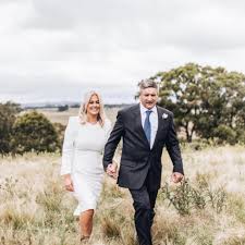 We looked inside some of the tweets by @sam_armytage and here's what we found interesting. Sam Armytage Wedding Channel 7 S Sunrise Star Shares New Look Inside Stunning Ceremony Sunrise