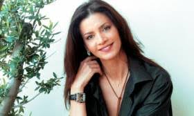 Ο λόγος για την ηθοποιό κατερίνα λέχου. Katerina Lexoy Gene8lia Pote Giortazei Giortazei Gr