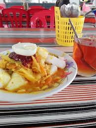 Makanannya asyik, komplit, dengan antisipasi jalan2, makan siang yang enak dan shopping sepanjang hari. 10 Port Sarapan Paling Famous Di Melaka Serius Sedap Berbaloi Fb Group King