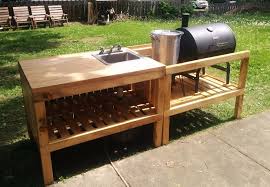 Astounding Pallet Outdoor Kitchen Furniture The Best Wood Furniture Outdoor Furniture Outdoor Furniture Diy Outdoor Wood Pallets Wood Diy Backyard Kitchen