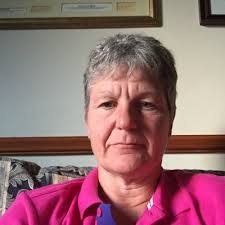 Diane Heasley's Instagram, Twitter & Facebook