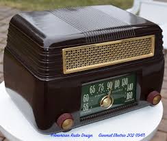 Pin De Eyuphan Em Greg Mercurio American Radio Design Tube Radios Radio Antigo Radios Radio Vintage
