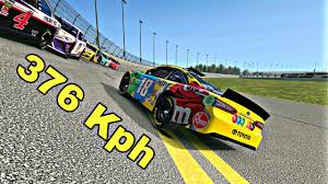 With no light lenses to break during collisions, there is no glass on the track to puncture other car's tires. Tc Top Speed Nascar Toyota 2019 376 Kph Daytona Speedway Youtube