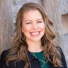 Melanie Fuller's Instagram, Twitter & Facebook