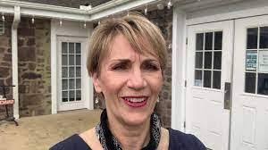 Debra Hassler's Instagram, Twitter & Facebook