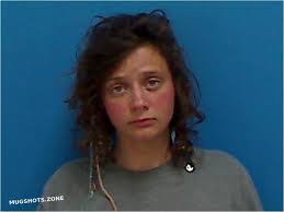 Opal Lynn's Instagram, Twitter & Facebook