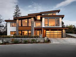 Classic & Timeless Design in West Coast Contemporary Exteriors -
