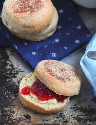 Muffins Anglais A La Farine Complete Recette Muffin Anglais Muffins Anglais Recette De Petit Dejeuner