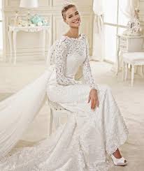 Forse desideri un classico vestito da sposa in pizzo, o magari qualcosa di meno tradizionale. Tendenze Abiti Da Sposa 2015 Moda Nozze Forum Matrimonio Com