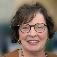 Donna Manning's Instagram, Twitter & Facebook