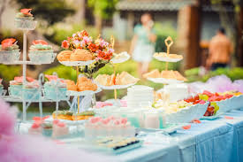 Comment dresser votre table de buffet ? Comment Organiser Son Buffet De Mariage 1001 Salles Le Blog