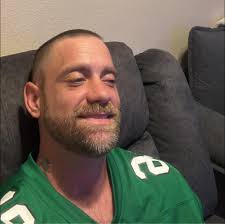 🗣️ Former unified welterweight champion Errol Spence Jr. predicts Canelo  will score a late-round knockout over Terence Crawford