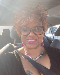 Monique Edmonds (@monique.edmonds) • Instagram photos and videos