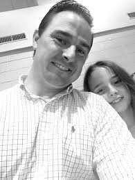 There's nothing like hanging out and watching some summer basketball. I  can't believe this young man will be a sophomore next year...Very proud of  him!! Also, as you can see, I had